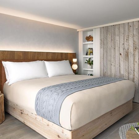 1 Hotel Toronto Bagian luar foto