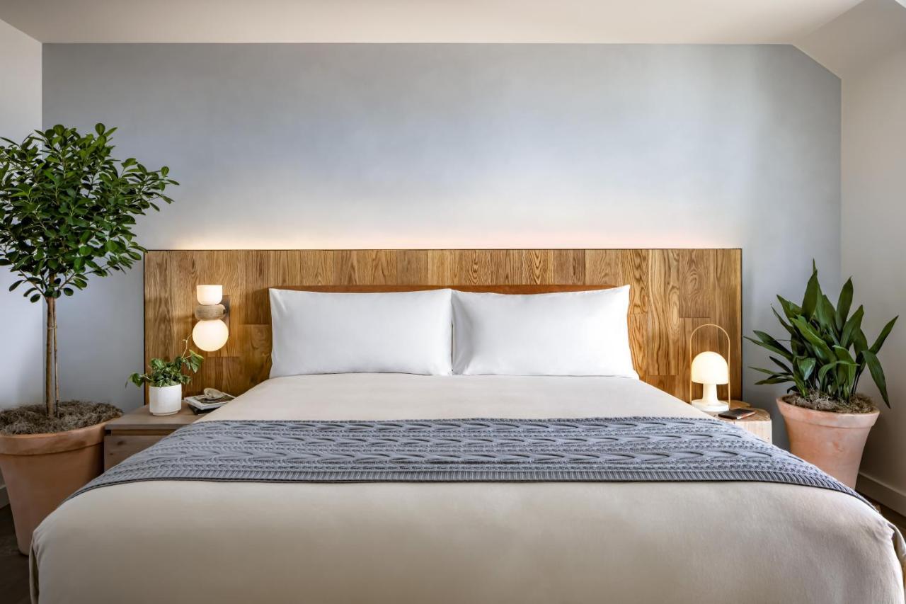 1 Hotel Toronto Bagian luar foto