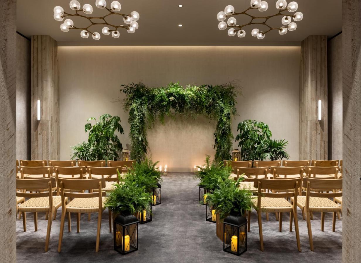 1 Hotel Toronto Bagian luar foto