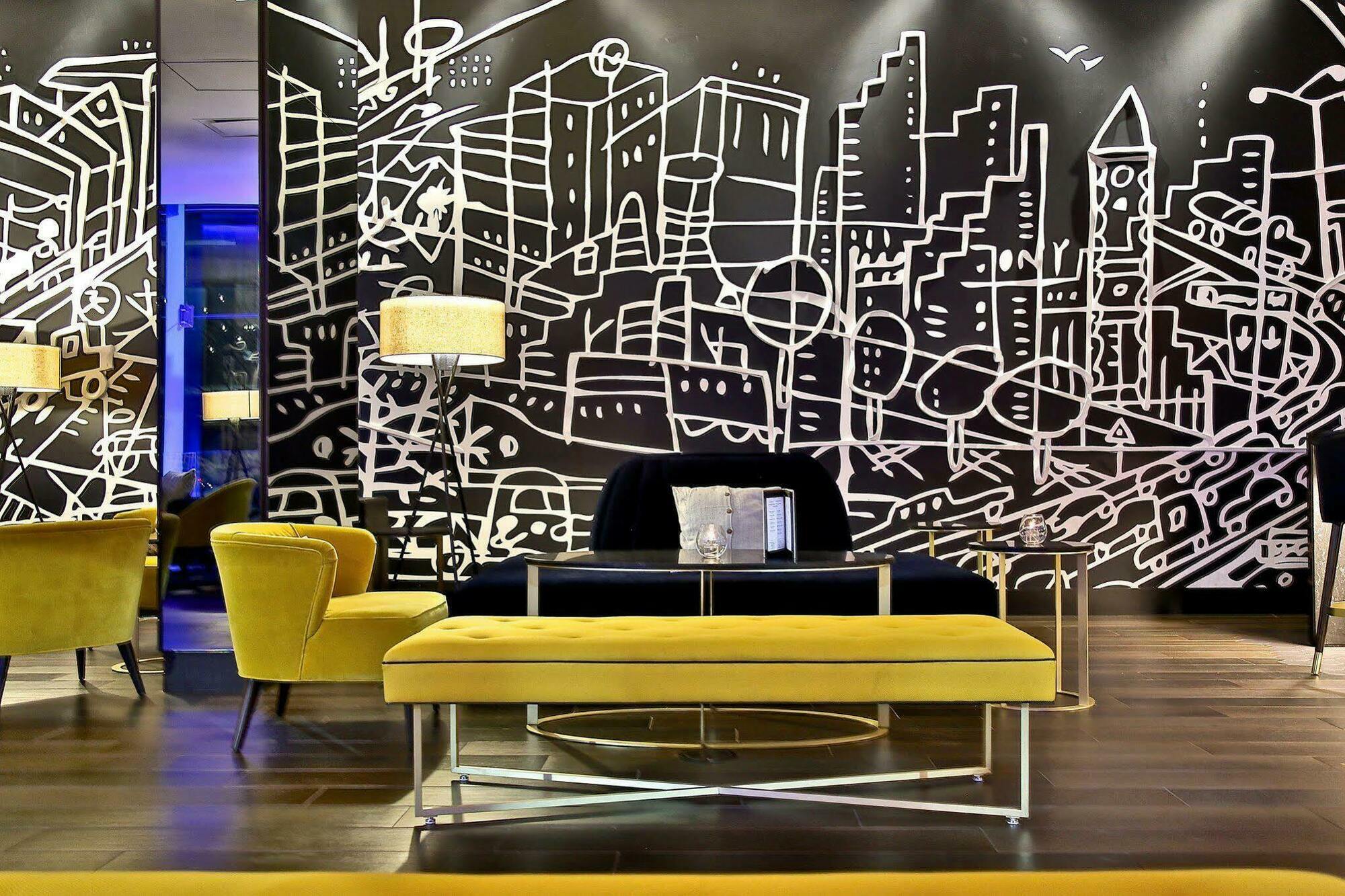1 Hotel Toronto Bagian luar foto