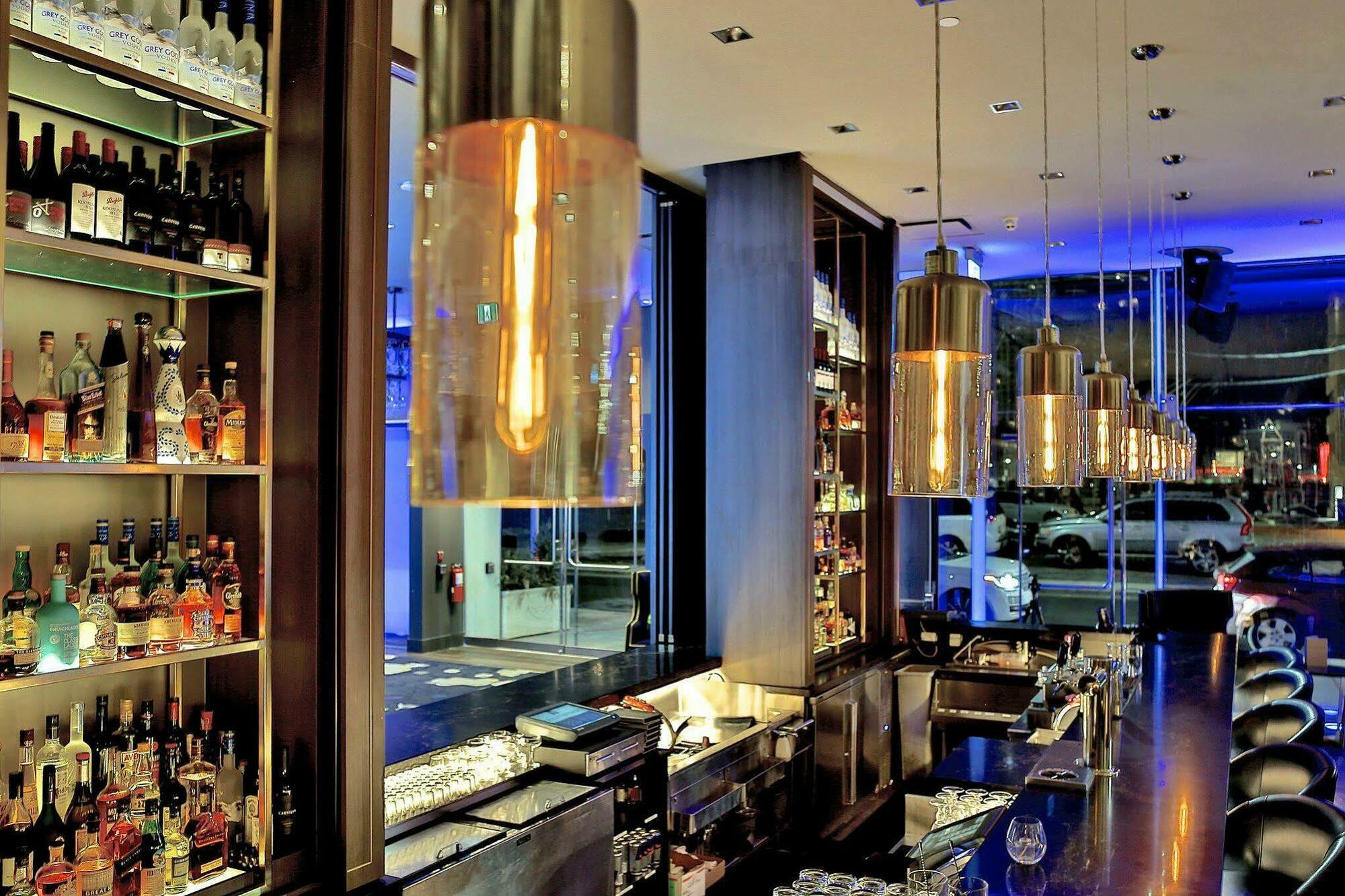 1 Hotel Toronto Bagian luar foto